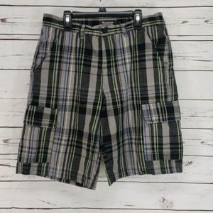 Revolution Men’s Black Gray Green 100%‎ cotton Plaid SZ 32 Shorts